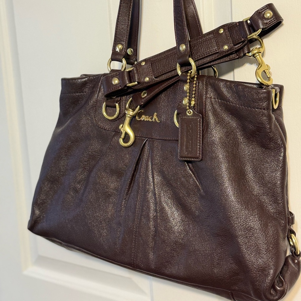 New w/o Tags COACH Ashley Brown Pebbled Leather Satchel w/ Two-Way Straps F15513